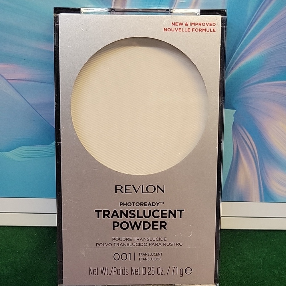 Revlon Photoready 001 Transulcent Powder 7.1g New Sealed Compact
